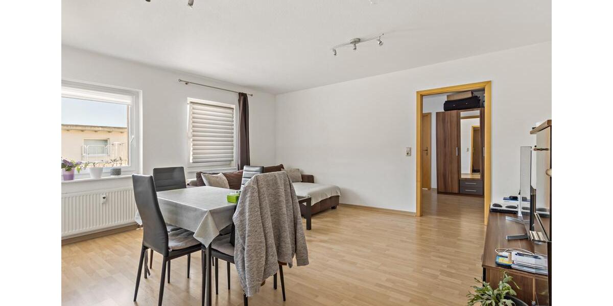 Dachgeschoßwohnung Halle (Saale) Damaschkestraße - 2 Zimmer, 53 m&sup2;, 450&euro; | Angebot:26251266