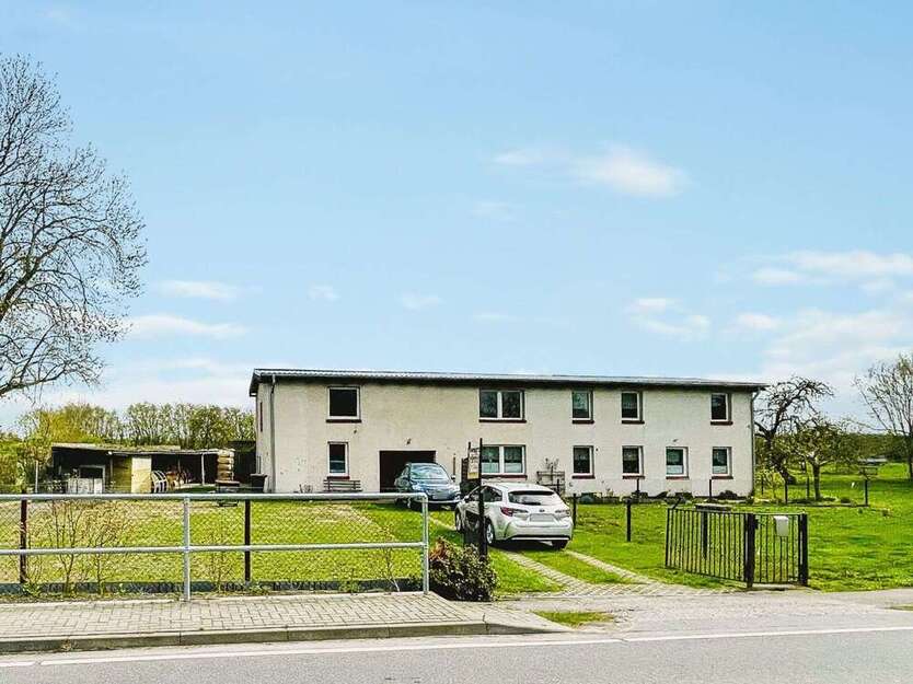 Haus zum Kaufen in Görmin 189.000 € 200 m²