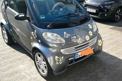 Smart ForTwo 145.632 km 2.300 &euro; Düsseldorf - Lierenfeld 40231