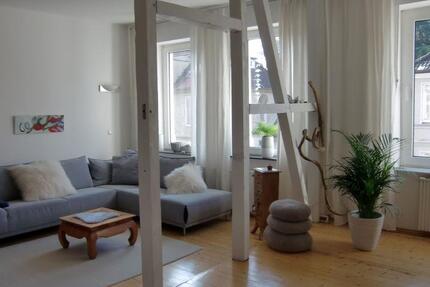 Etwas ganz besonderes: Maisonettewohnung mit eigenem Garten 4 zimmer