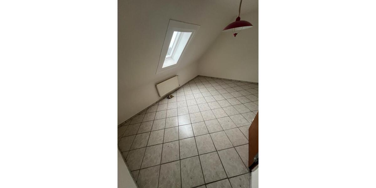Reihenhaus Neu Wulmstorf - 5 Zimmer, 110 m&sup2;, 2.000&euro; | Angebot:25209327
