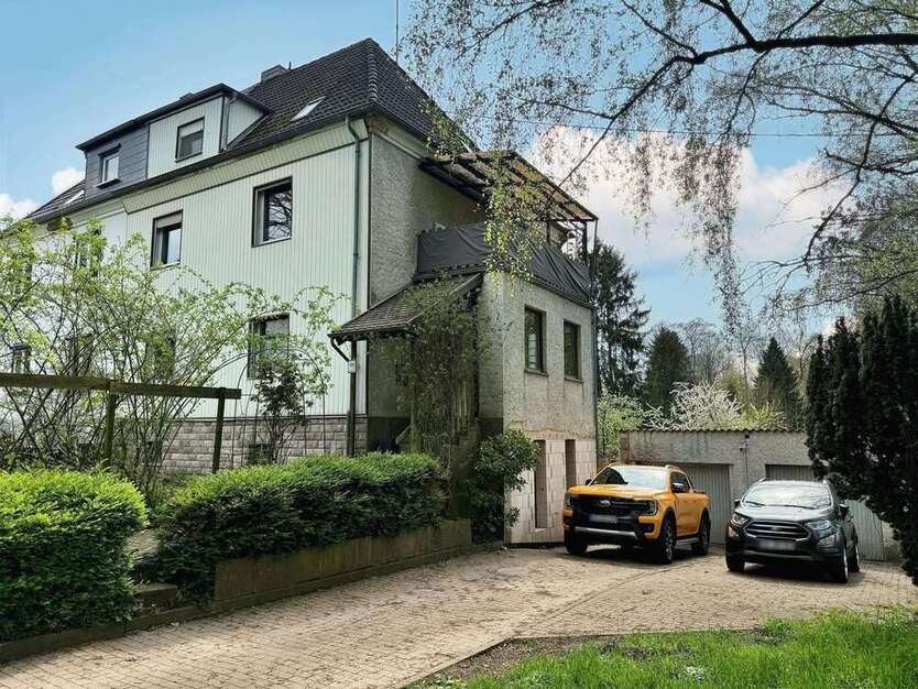 Haus zum Kaufen in Saarbrücken 265.000 € 160 m²