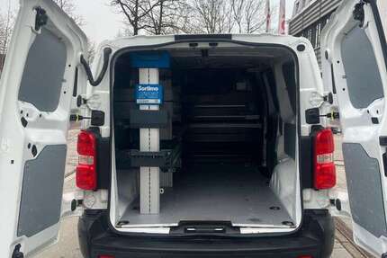 Opel Vivaro 99.250 km 16.890 &euro; München 81825