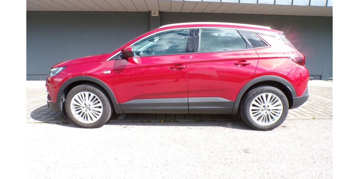 Opel Grandland (X) 112.122 km 14.977 &euro; Rosenheim 83026