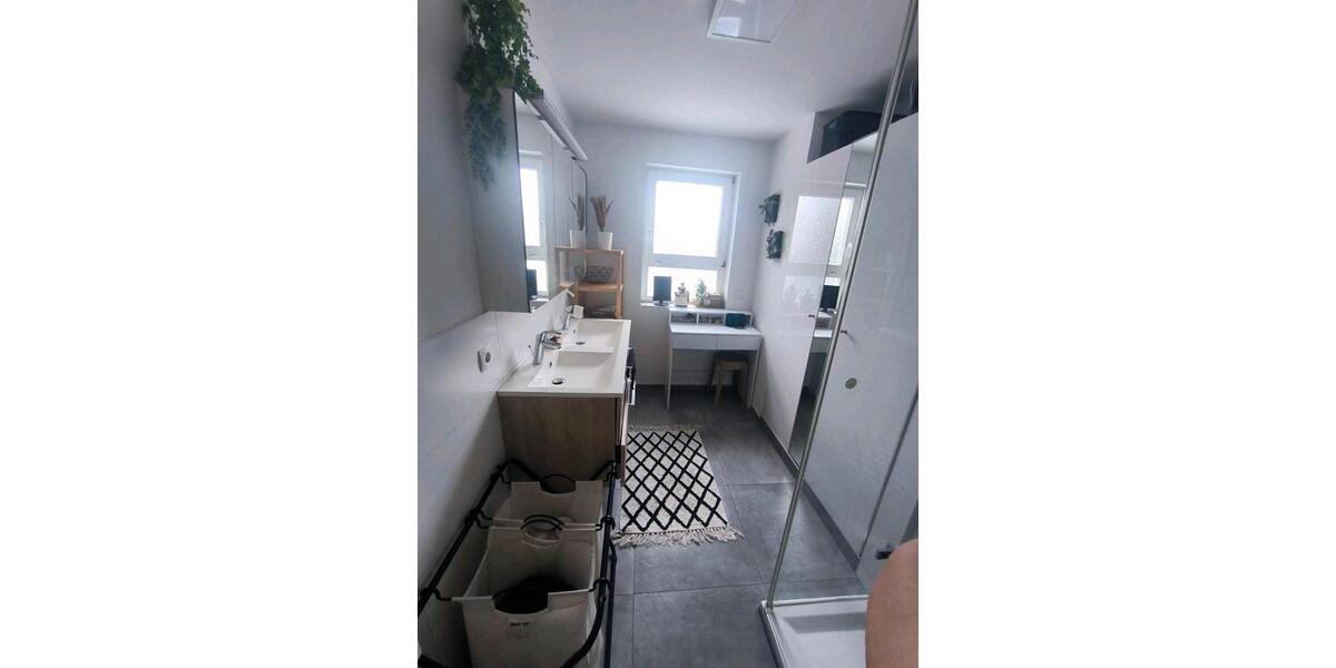 Erdgeschoßwohnung Sachsenheim - 4.5 Zimmer, 88 m&sup2;, 429.000&euro; | Angebot:25561101