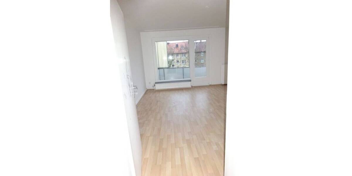 Etagenwohnung Hildesheim Ost - 3 Zimmer, 70 m&sup2;, 590&euro; | Angebot:25740709