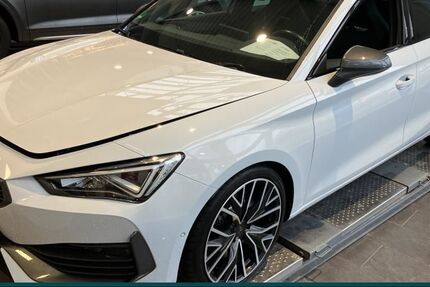 Cupra Leon 48.900 km 29.490 &euro; Leuna 06237