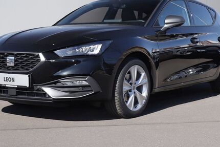 Seat Leon 4.000 km 30.880 € Göttingen 37081
