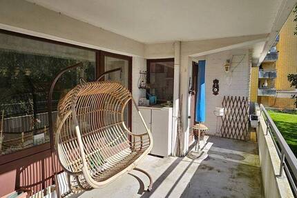 KP verhandelbar 4 Zim. 2 x Bad, HWR, 2 Terrassen & Garage 4 zimmer