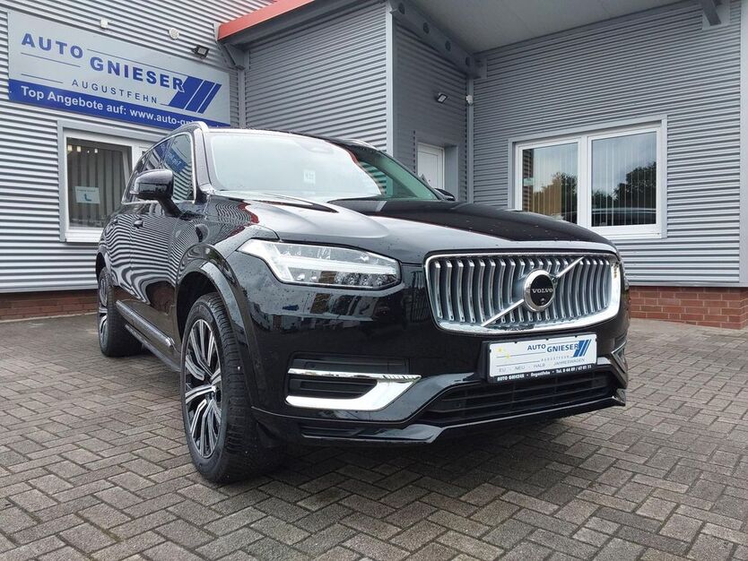Volvo XC90 14.800 km 58.900 € Augustfehn 26689