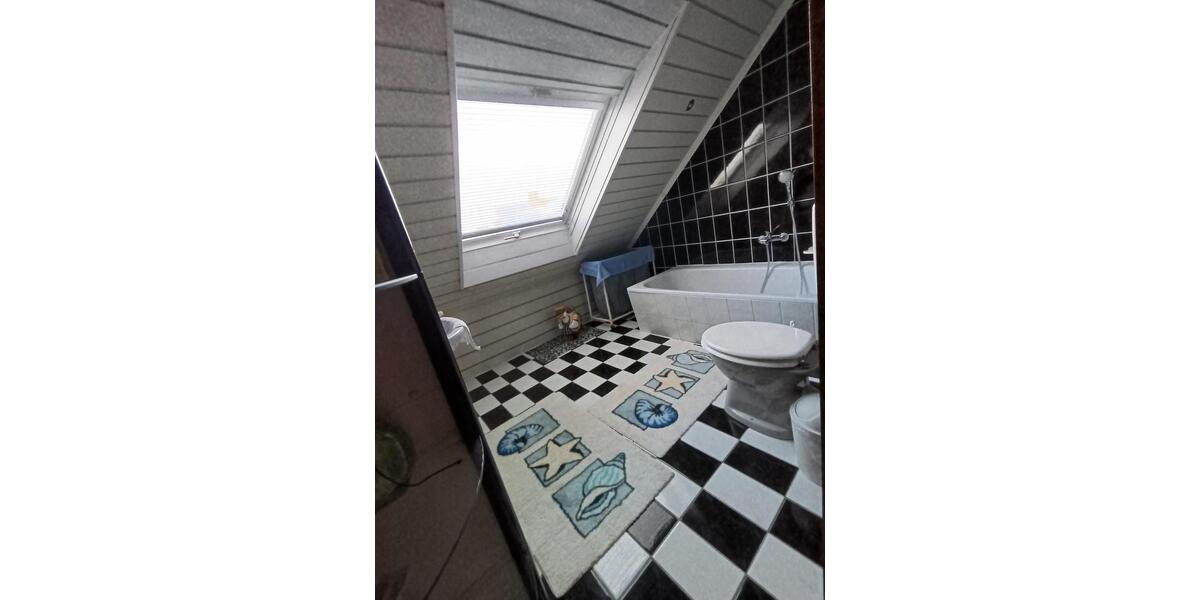 Einfamilienhaus Mannheim Sandhofen - 8 Zimmer, 175 m&sup2;, 790.000&euro; | Angebot:26044572