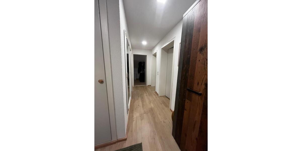 Modernisierte 4 Zimmer Wohnung | Top Lage zimmer