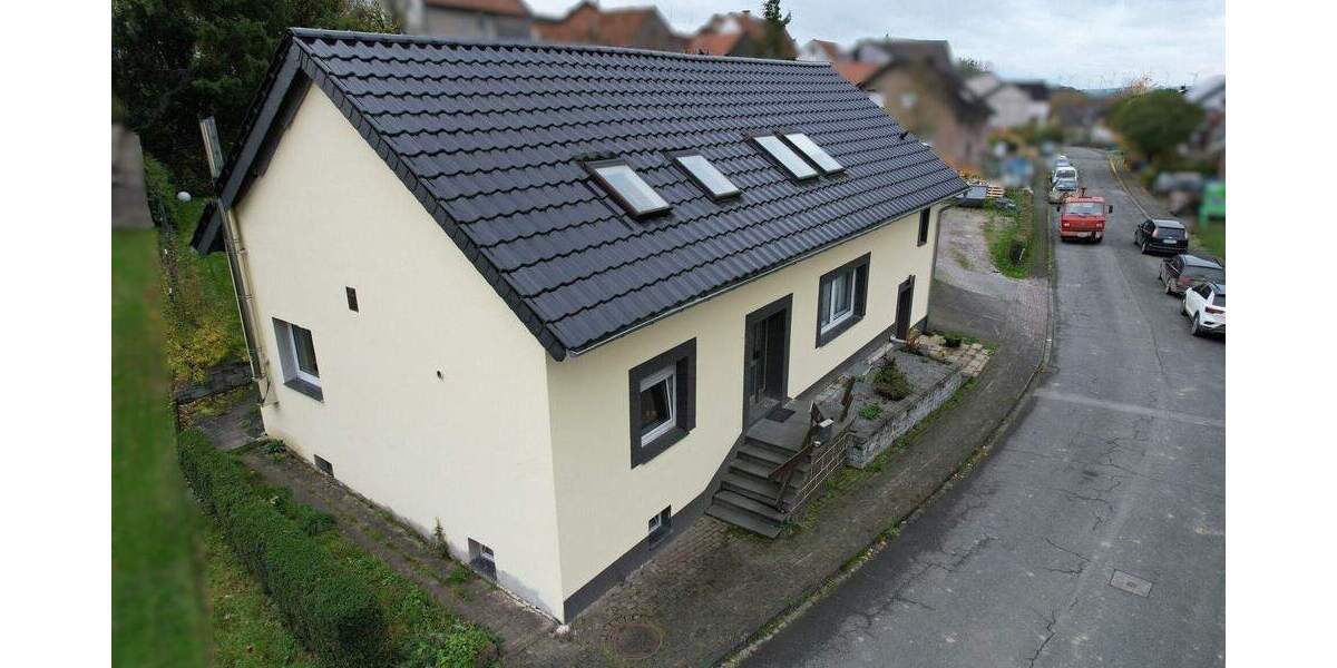 Einfamilienhaus Lichtenau Holtheim - 6 Zimmer, 182 m&sup2;, 249.000&euro; | Angebot:25665641