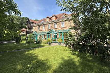 Haus Geisenheim - 21 Zimmer, 1.228 m&sup2;, 1.990.000&euro; | Angebot:22090516