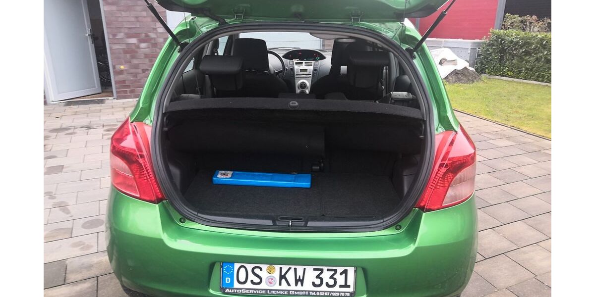 Toyota Yaris 195.000 km 3.500 &euro; Wallenhorst 49134