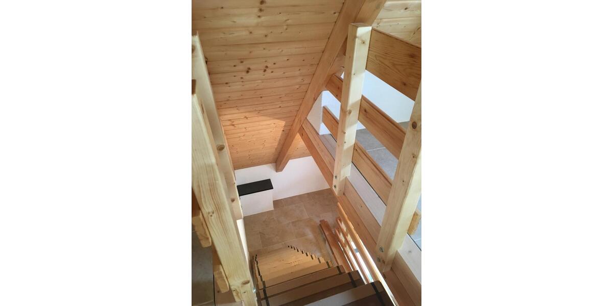 Dachgeschoßwohnung Uhingen - 2 Zimmer, 70 m&sup2;, 800&euro; | Angebot:26267591