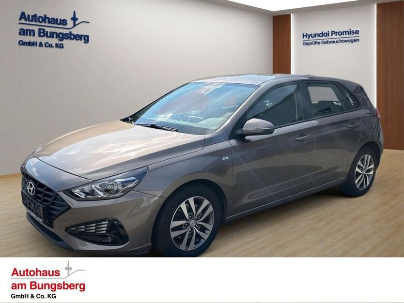 i30