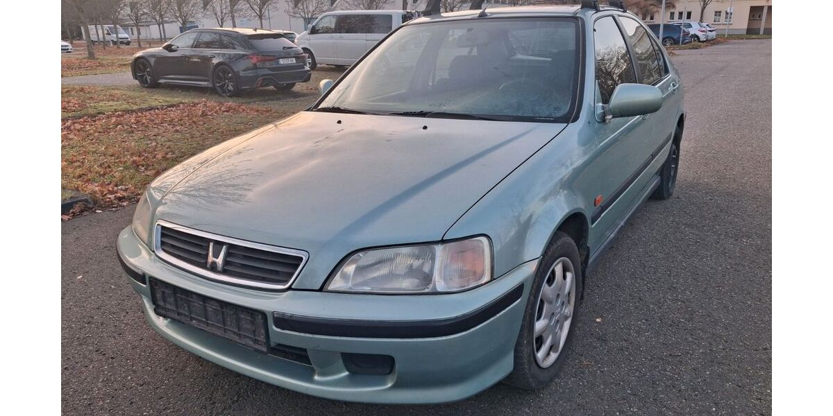 Honda Civic 215.000 km 1.200 € Chemnitz 09125
