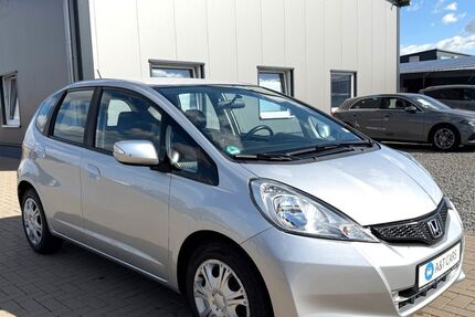 Honda Jazz 44.749 km 10.690 &euro; Zülpich 53909
