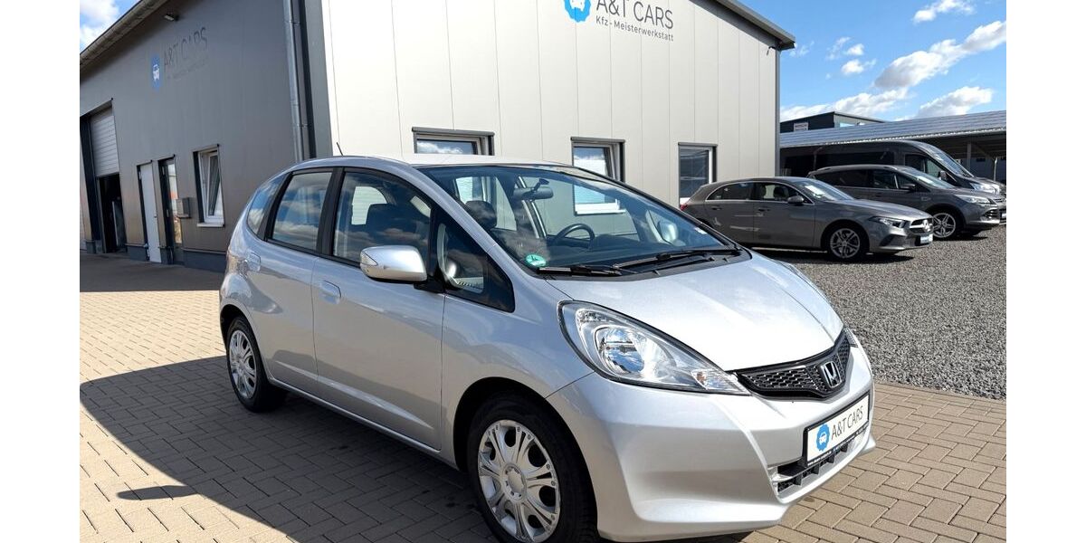 Honda Jazz 44.749 km 10.690 &euro; Zülpich 53909