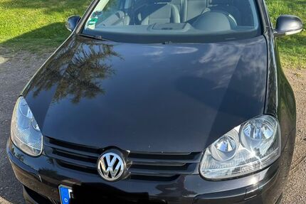 VW Golf 207.287 km 2.999 &euro; Pesterwitz 01705