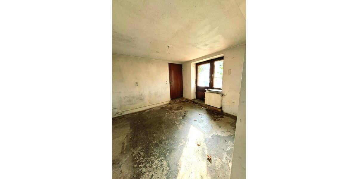 Einfamilienhaus Nobitz - 6 Zimmer, 150 m&sup2;, 40.000&euro; | Angebot:26104942