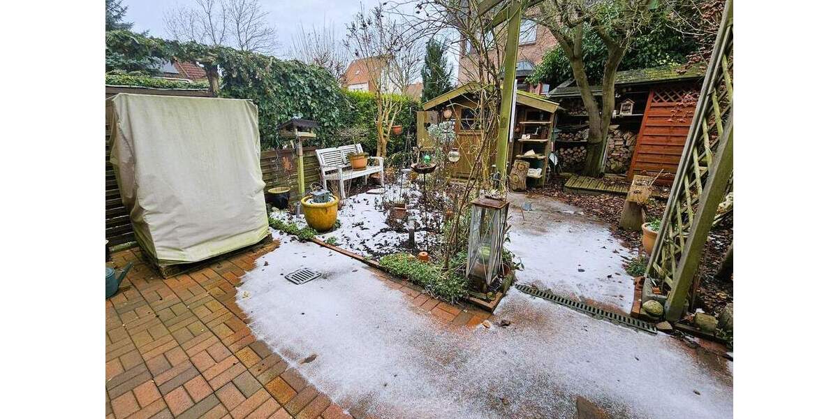 Reihenmittelhaus Reinfeld - 6 Zimmer, 166 m&sup2;, 369.000&euro; | Angebot:25774424