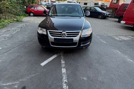 VW Touareg 280.611 km 4.200 € Berlin 12099