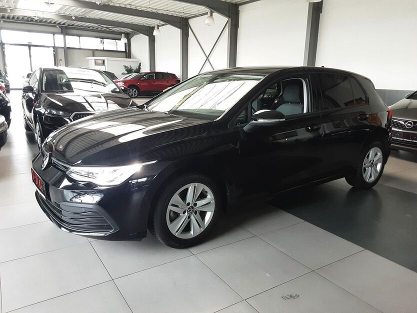 VW Golf 67.900 km 17.490 € Monschau (bei Aachen) 52156
