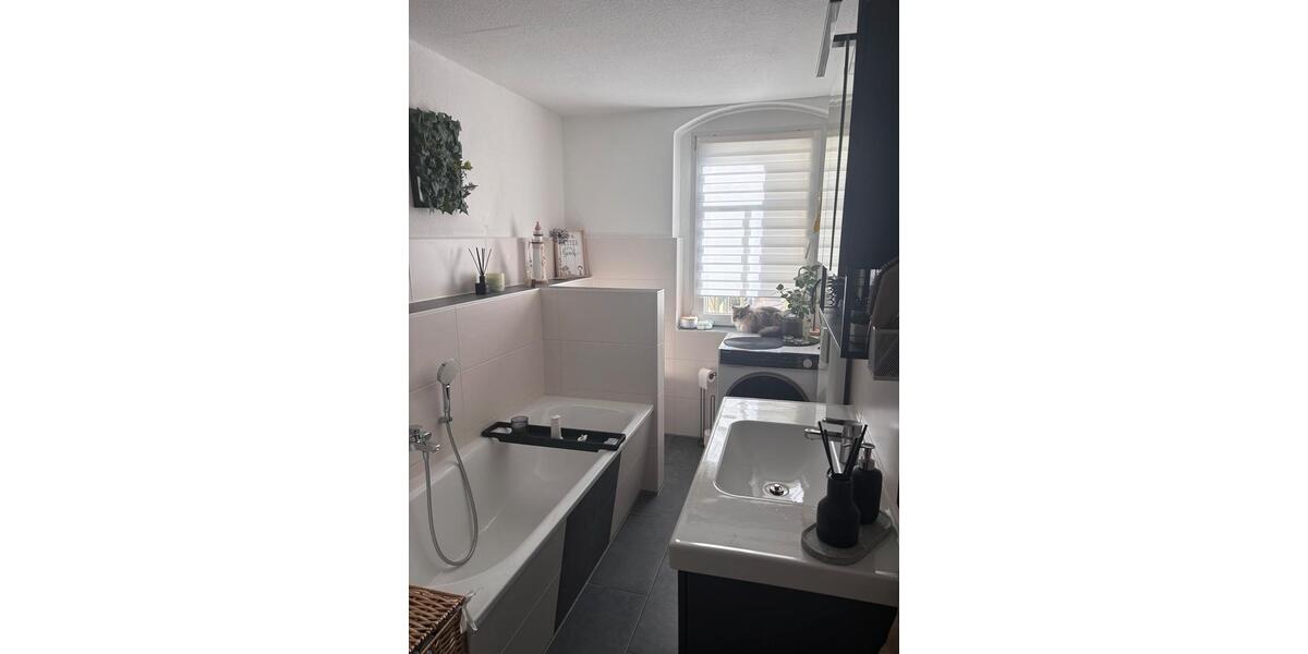 Etagenwohnung Frankenberg (Sachsen) - 4 Zimmer, 72 m&sup2;, 630&euro; | Angebot:25900554