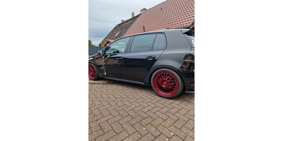 VW Golf 140.000 km 10.500 &euro; Eixen 18334