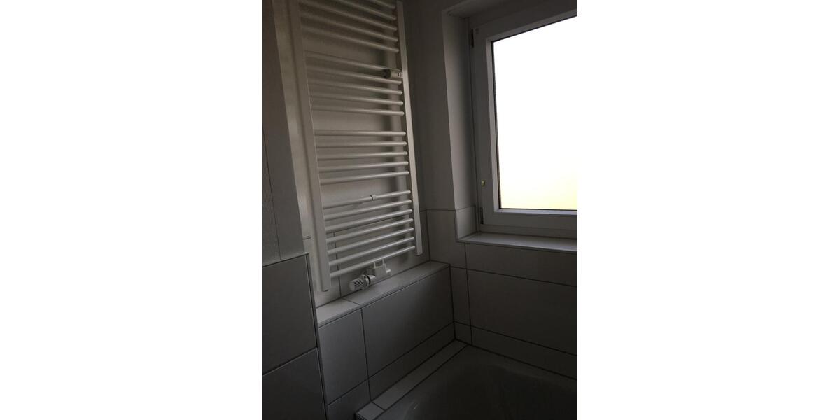 Helle 3-Zi-Wohnung mit Loggia in zentraler Lage von Wendelstein zimmer