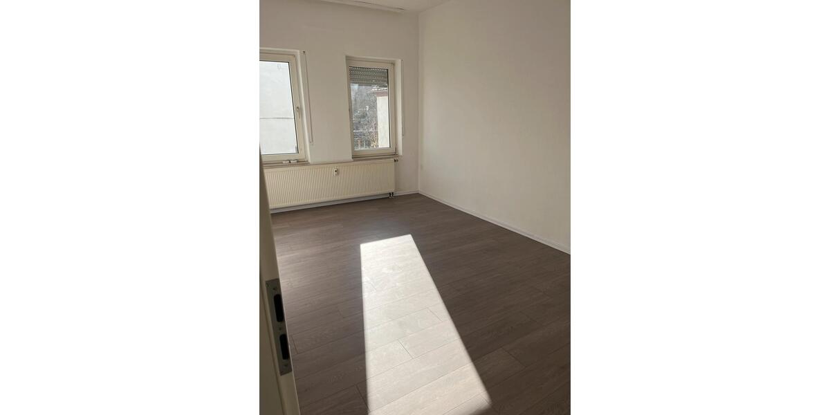 Erdgeschoßwohnung Biedenkopf - 3 Zimmer, 90 m&sup2;, 950&euro; | Angebot:26198786