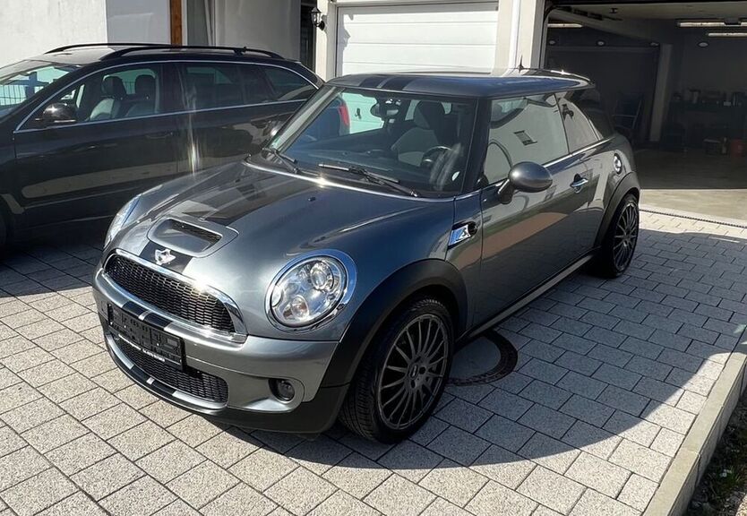 Cooper S