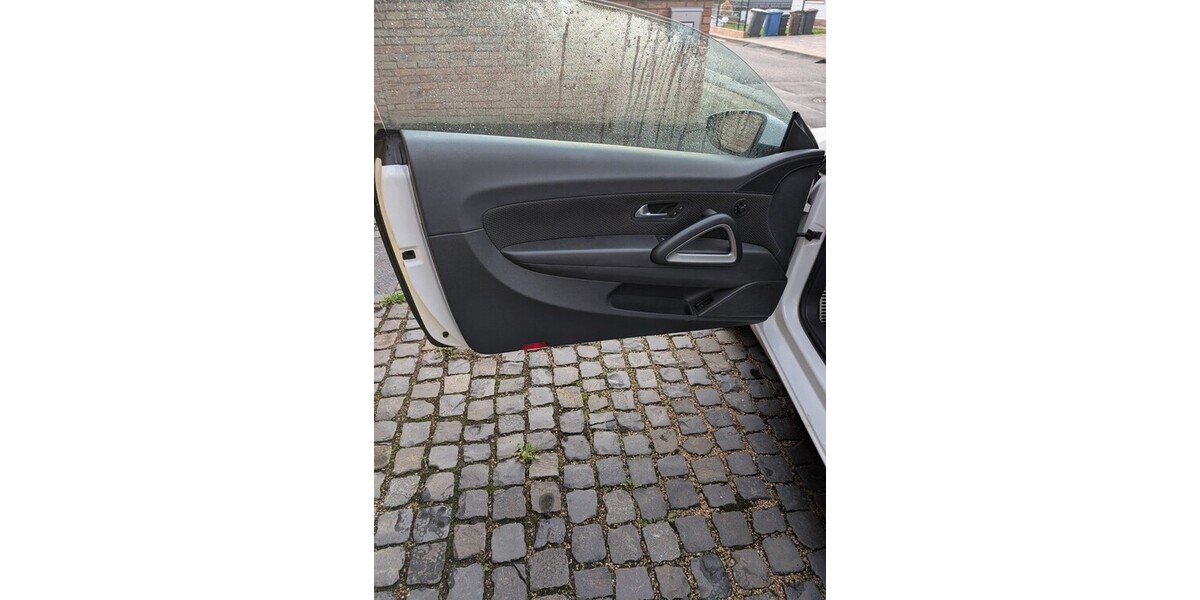 VW Scirocco 14.300 km 9.900 &euro; Mechernich 53894