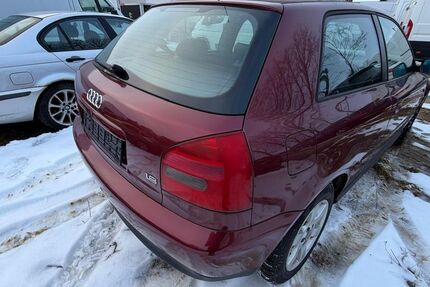 Audi A3 130.000 km 950 &euro; Eching bei München 85386