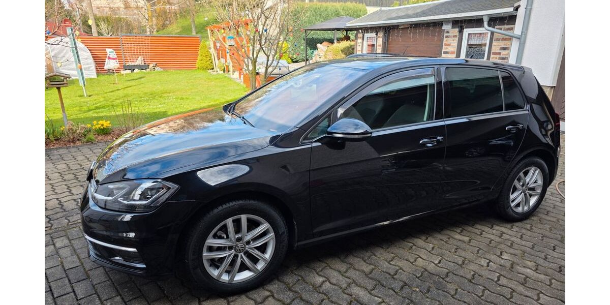 VW Golf 141.000 km 13.499 &euro; Zwickau 08064