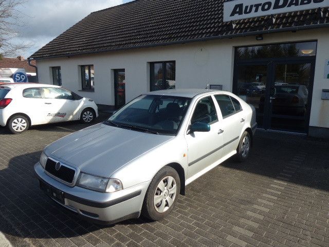 Skoda Octavia 159.636 km 750 &euro; Jaenschwalde 03197