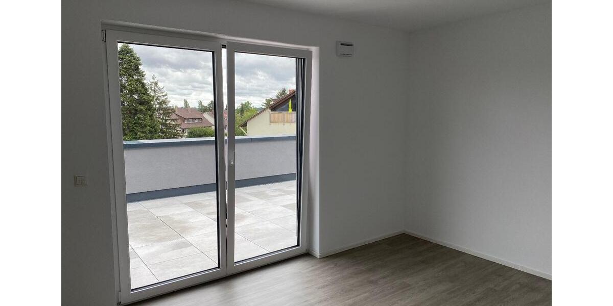 Einfamilienhaus Hockenheim - 3 Zimmer, 155 m&sup2;, 1.800&euro; | Angebot:25285346