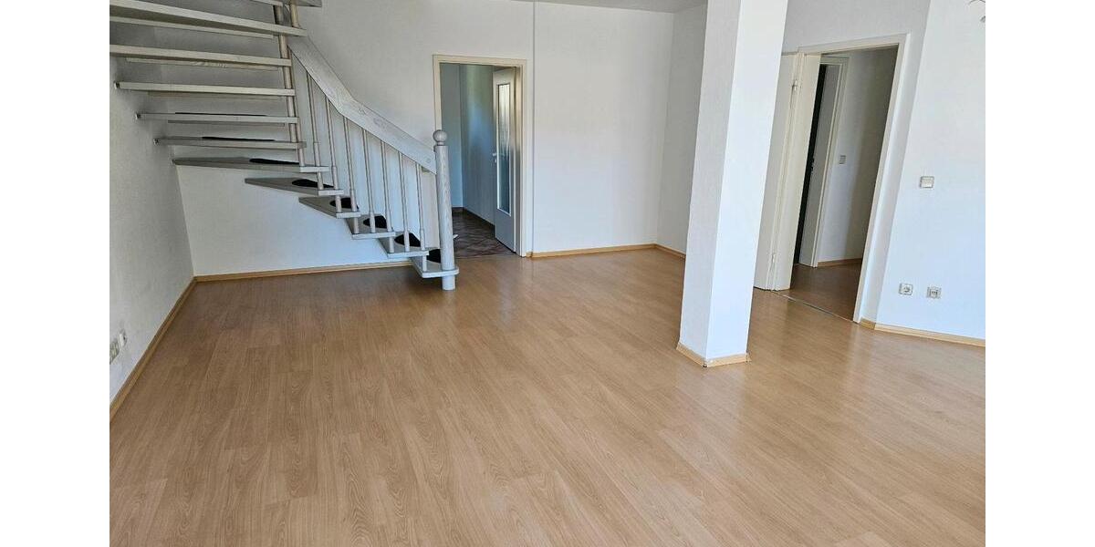 Maisonettenwohnung Thalmassing - 3 Zimmer, 105 m&sup2;, 700&euro; | Angebot:26241910