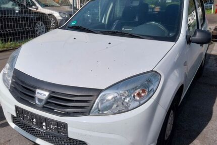 Dacia Sandero 122.000 km 1.850 € Dortmund 44143