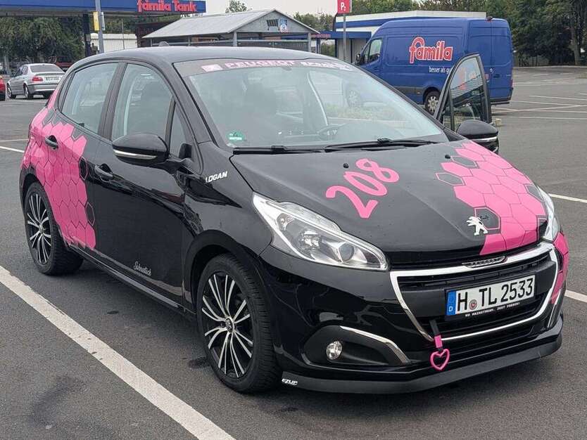 Peugeot 208 95.000 km 5.600 € Garbsen 30827