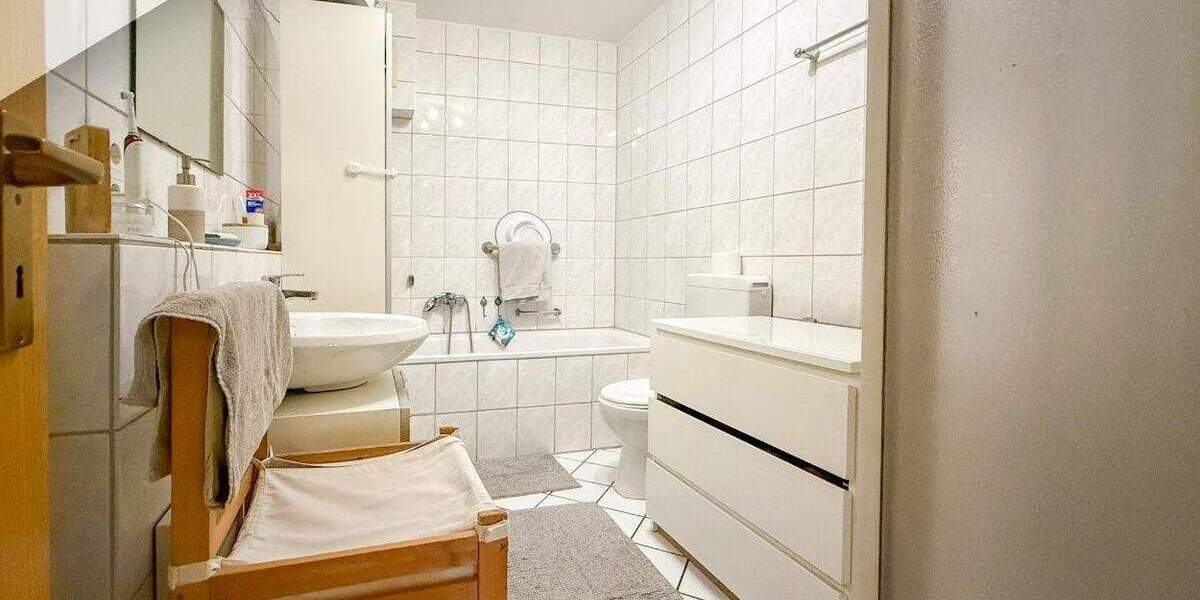 Etagenwohnung Ubstadt-Weiher Ubstadt - 3 Zimmer, 76 m&sup2;, 230.000&euro; | Angebot:24683561