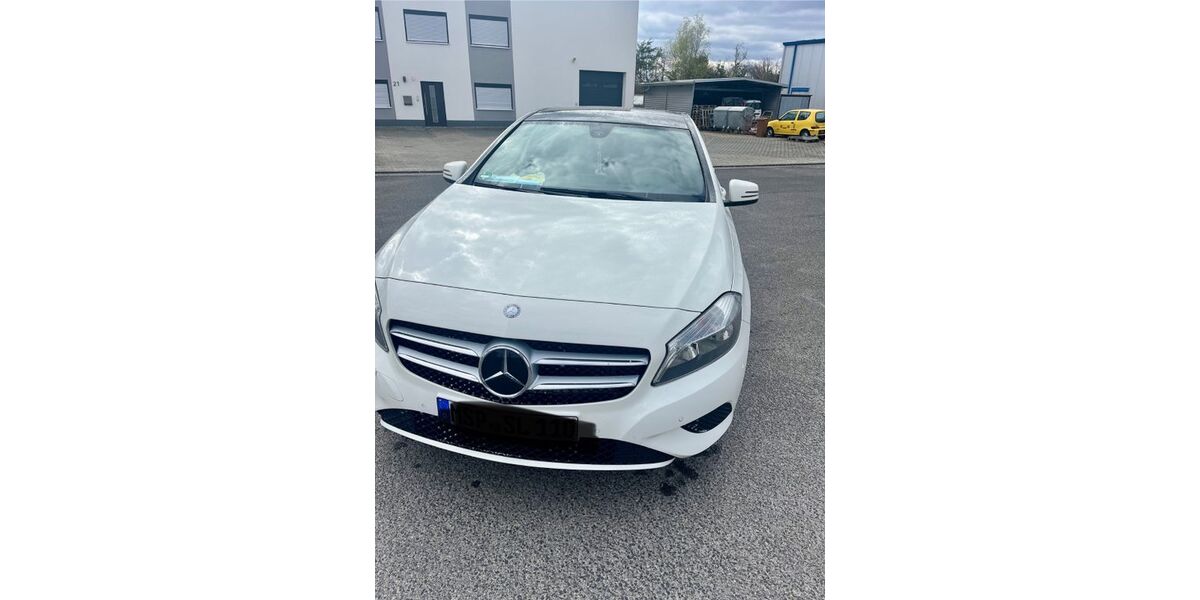 Mercedes-Benz A 180 120.000 km 9.450 &euro; Hafenlohr 97840