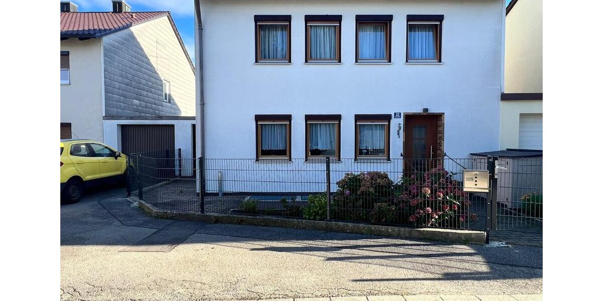 Einfamilienhaus Geisenhausen - 7 Zimmer, 130 m&sup2;, 480.000&euro; | Angebot:25174131