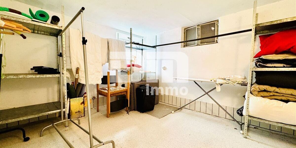 Charmantes altengerechtes Reihenmittelhaus mit idyllischem Garten in begehrter Lage - Reihenmittelhaus Kassel Südstadt | Angebot:27086502