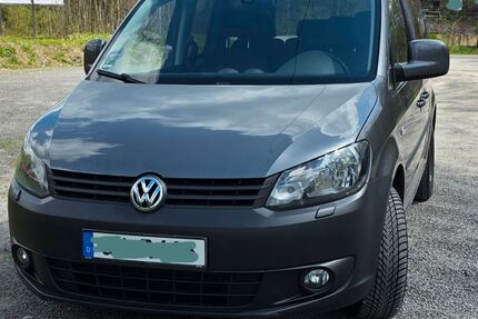 VW Caddy 175.997 km 7.500 &euro; Wipperfürth 51688