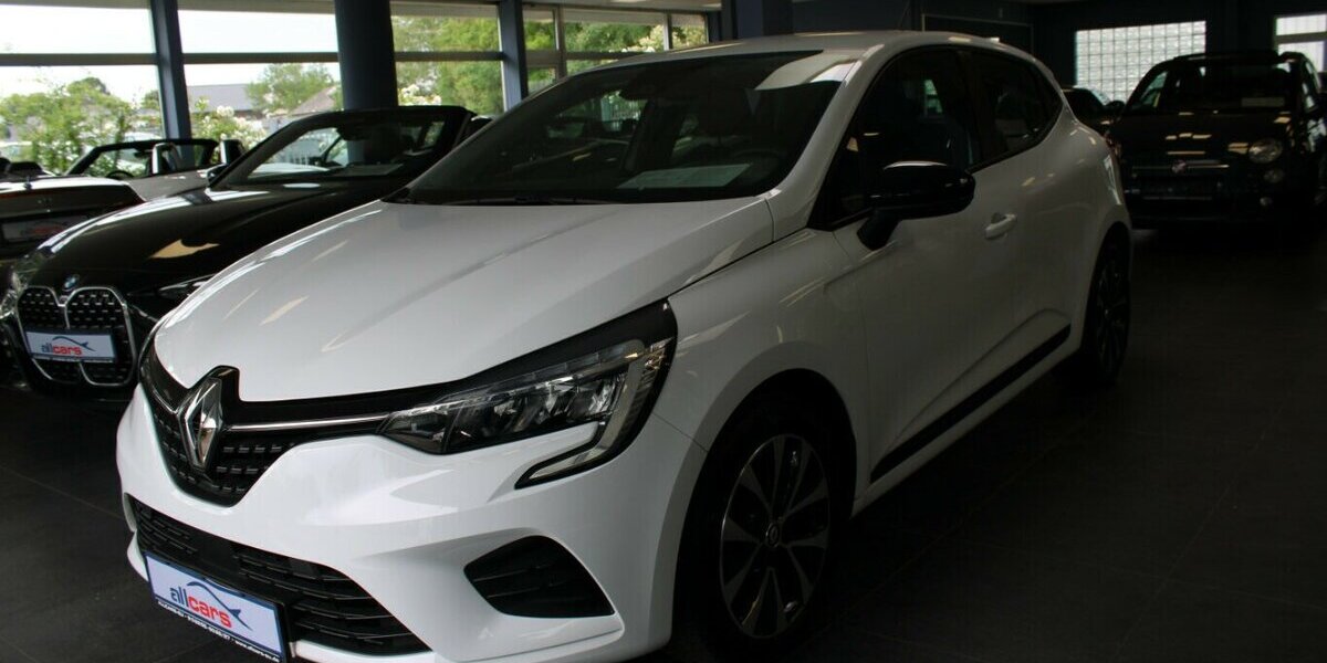 Renault Clio SCe 65 Equilibre 29.040 km 12.480 &euro; Euskirchen 53881