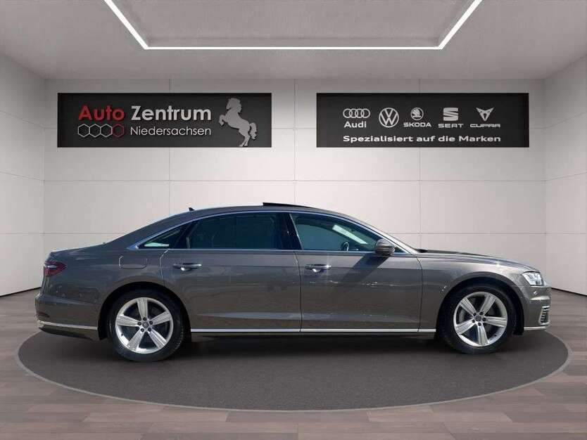 Audi A8 75.000 km 45.970 € Helmstedt 38350