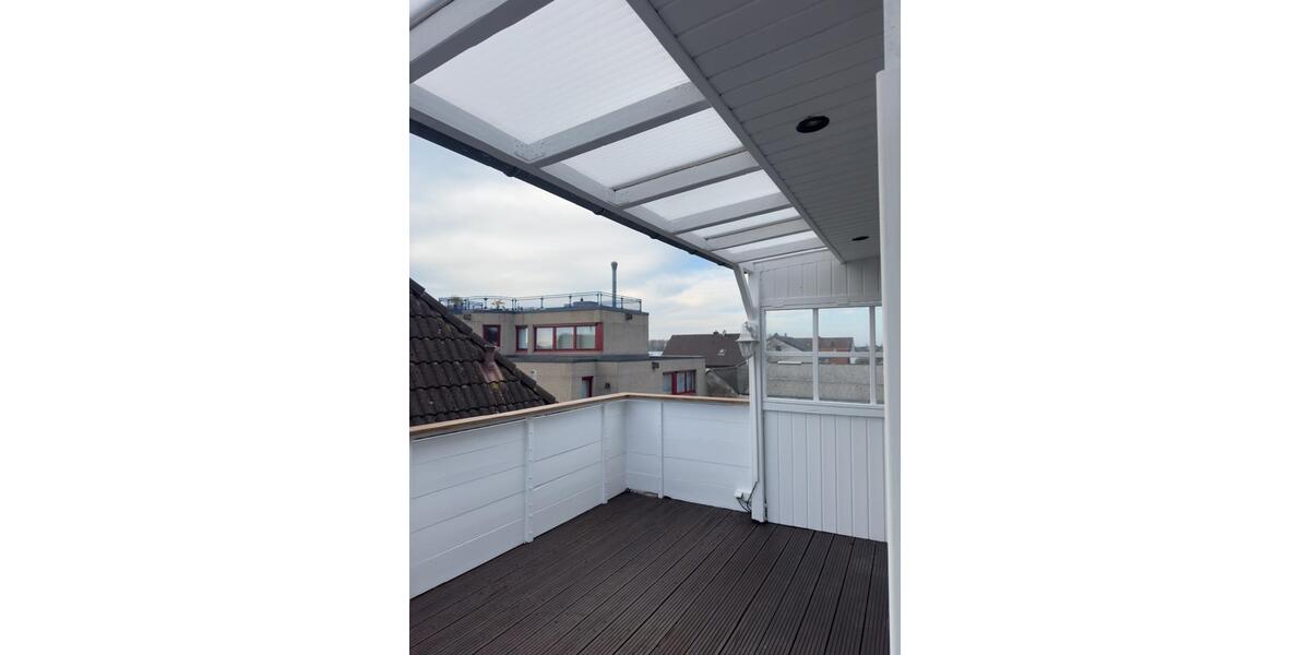 2-Zimmer Dachgeschoßwohnung mit Balkon in Niederkassel-Mondorf 2 zimmer